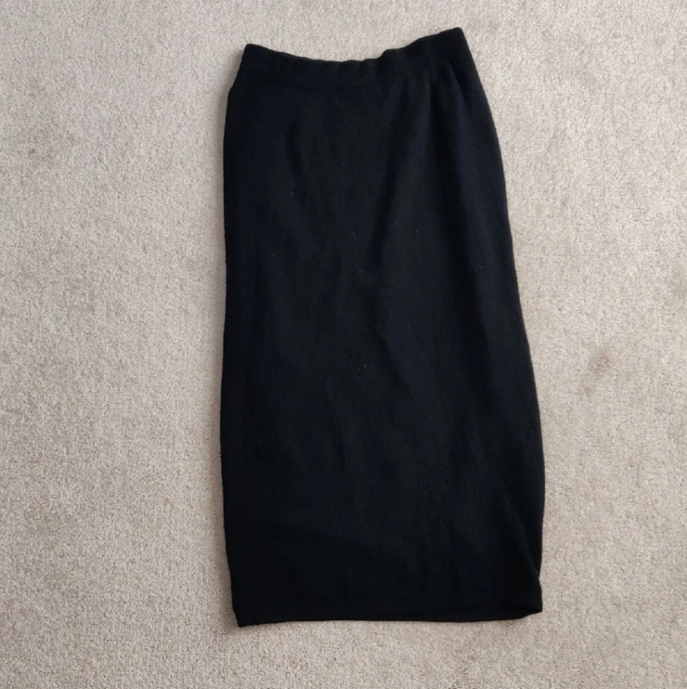 Wool maxiskirt
